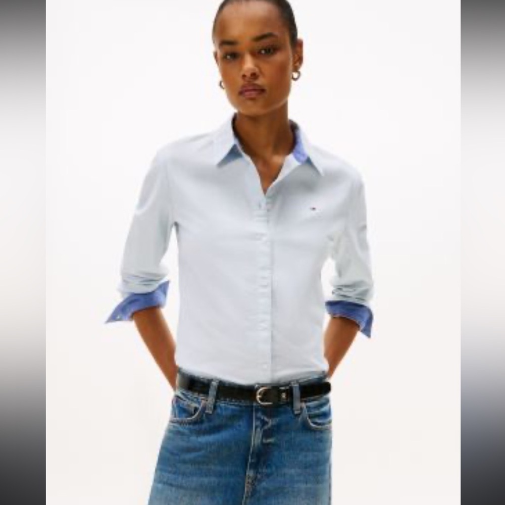 Tommy Hilfiger Classic White and Blue Shirt
Classic Fit Stretch Oxford Shirt
